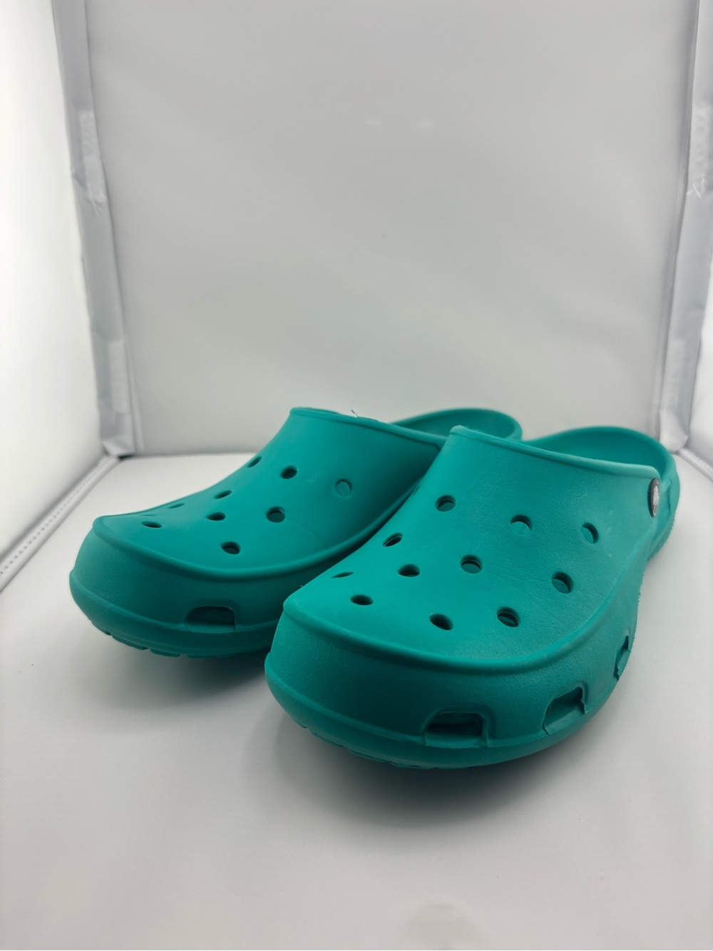 Crocs Freesail Clog Tropical Teal Mules Women’s Size 9 rare discontinued